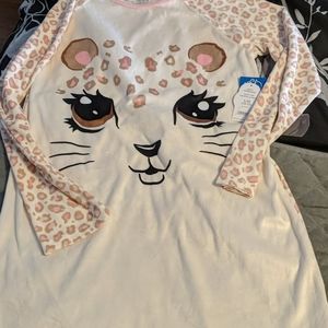 Girls nightgown